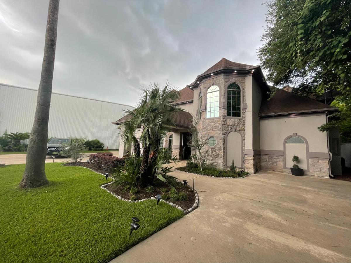 Luxuria Mini-Mansion Near Houston Downtown Villa ภายนอก รูปภาพ