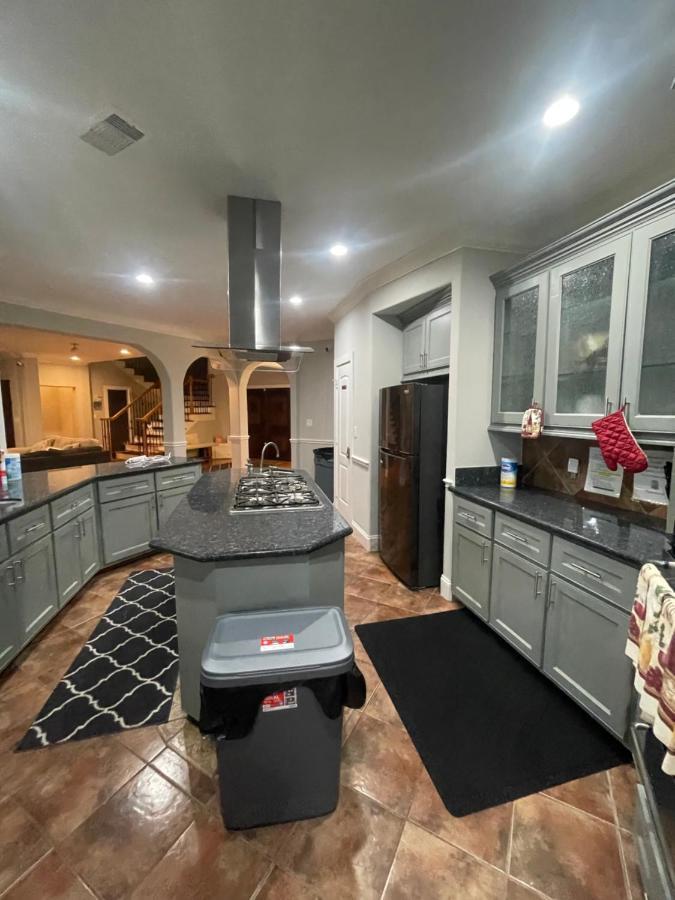 Luxuria Mini-Mansion Near Houston Downtown Villa ภายนอก รูปภาพ